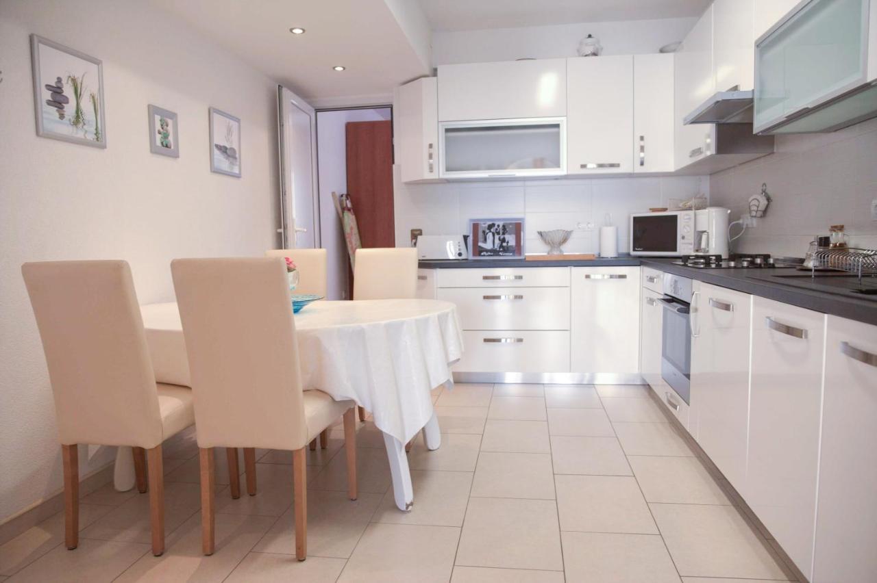 House Bilic Apartment Baška Voda Екстериор снимка